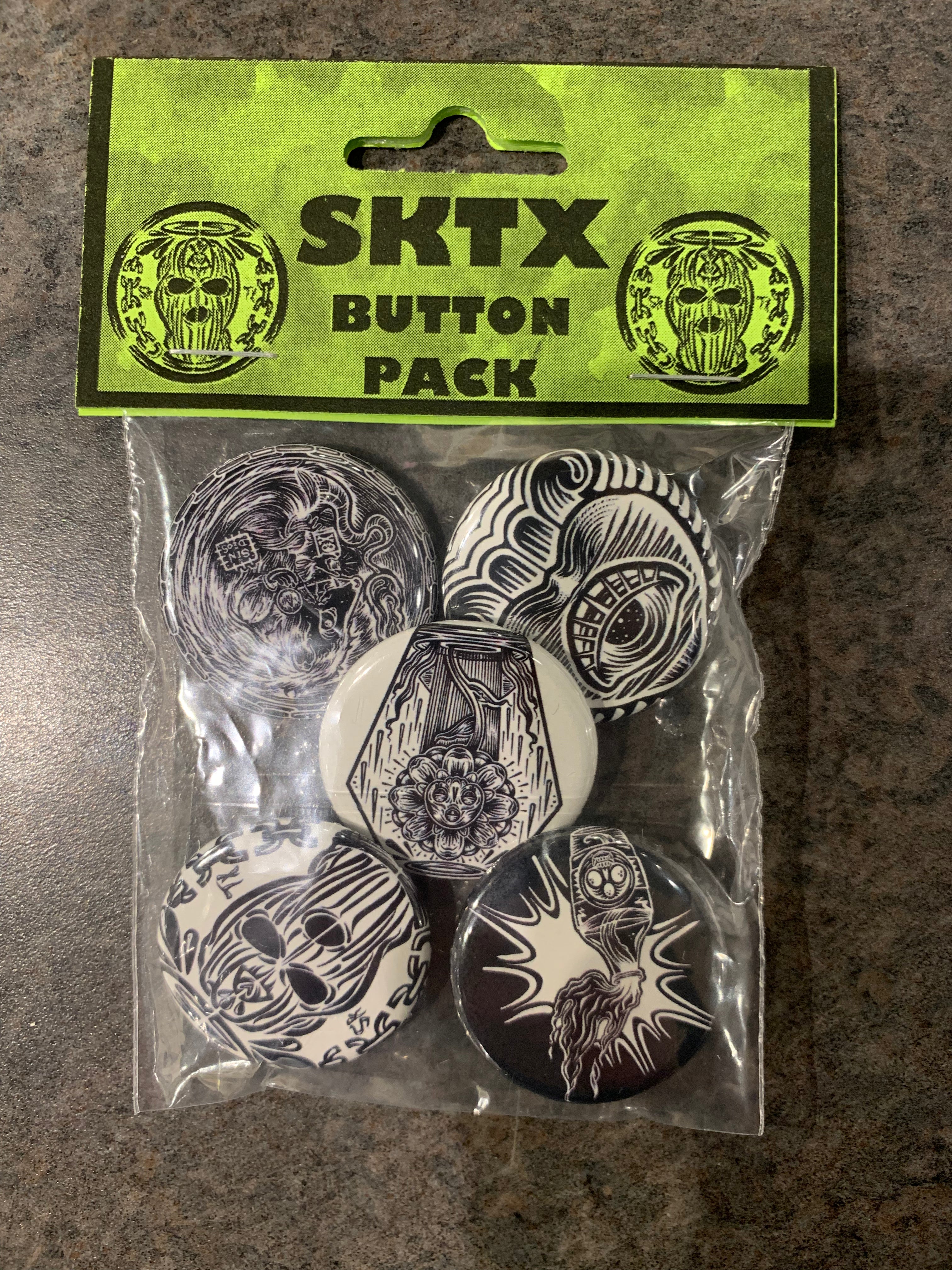 Smitten Kitten Button Pack Green